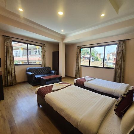 Cascade Hotel Kathmandu Buitenkant foto